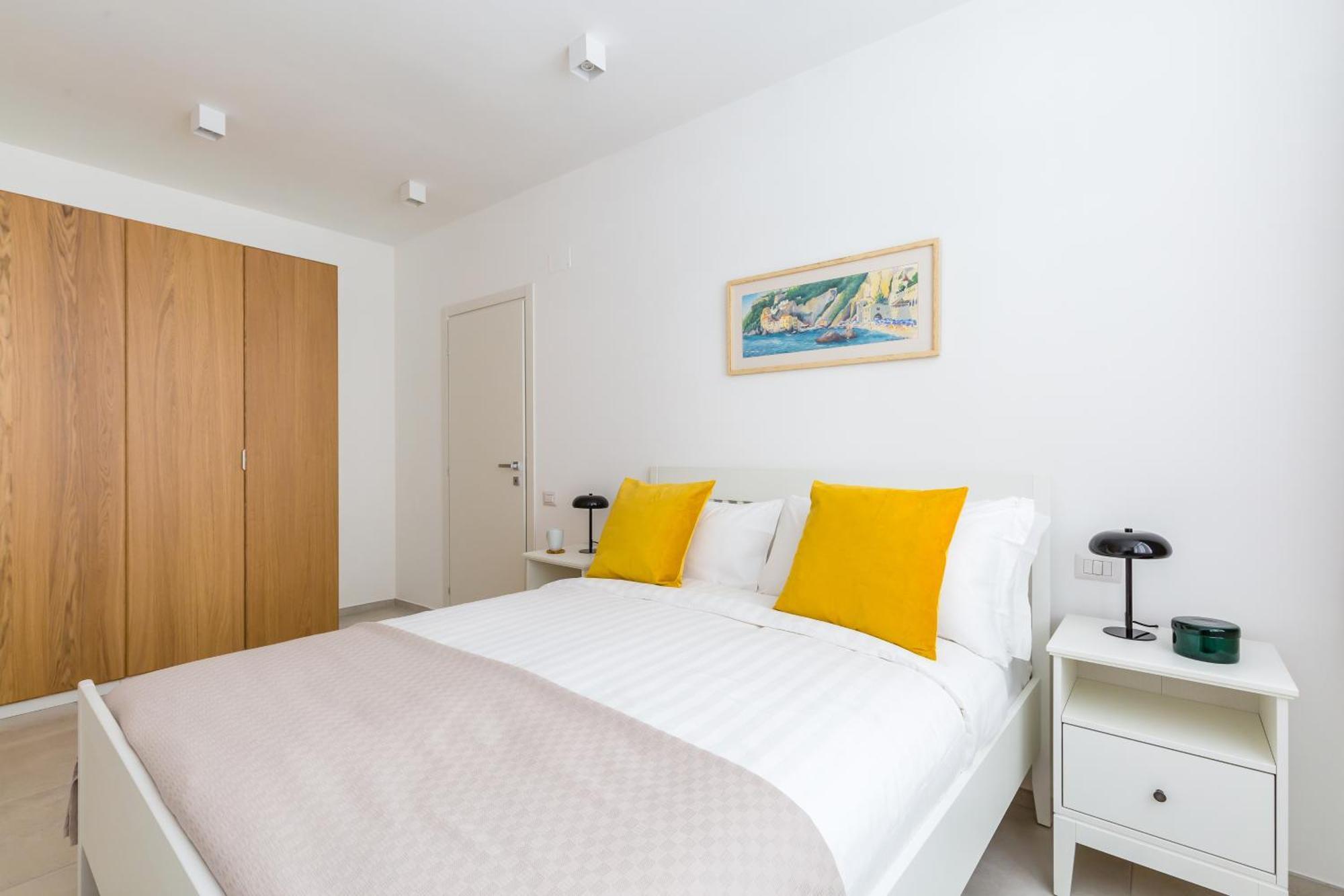 Starhost - Mazzini Apartments ساليرنو المظهر الخارجي الصورة
