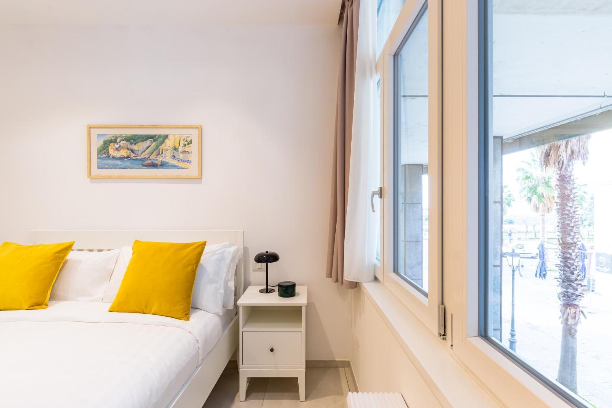 Starhost - Mazzini Apartments ساليرنو المظهر الخارجي الصورة